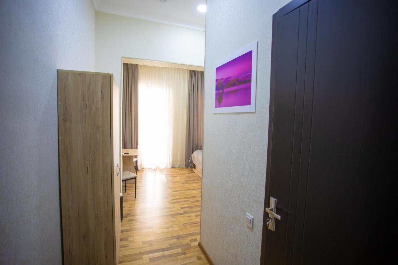 Hotel Peradia Kutaisi Exteriér fotografie